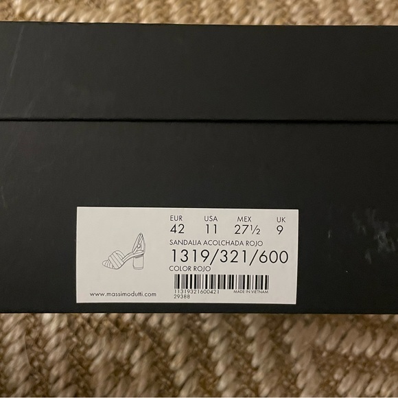 Massimo Dutti red suede heeled sandals - Picture 7 of 7